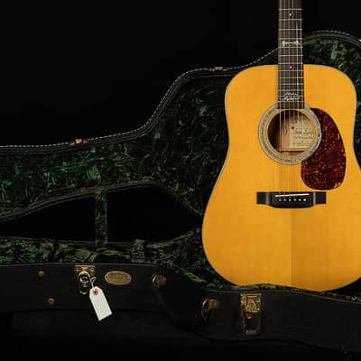 Martin Limited D-18GL Gordon Lightfoot - Hand Signed Natural image 2