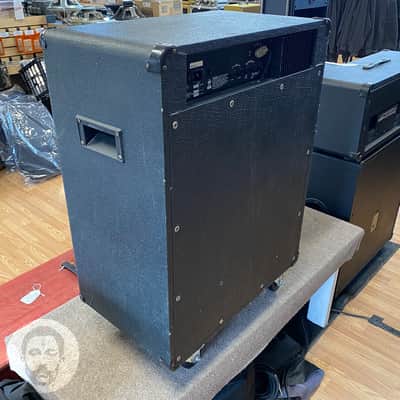 Marshall 3520 200w Integrated Bass System Solid State 1x15 Combo