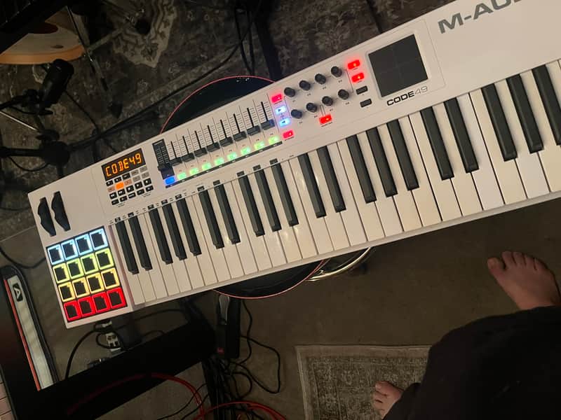 M-Audio Code 49 USB MIDI Keyboard Controller 2010s - White image 1
