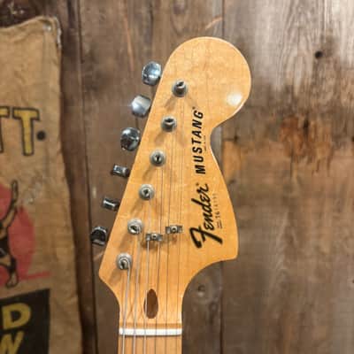 Fender Mustang Guitar with Maple Fretboard 1976 - Walnut (Mocha) image 7