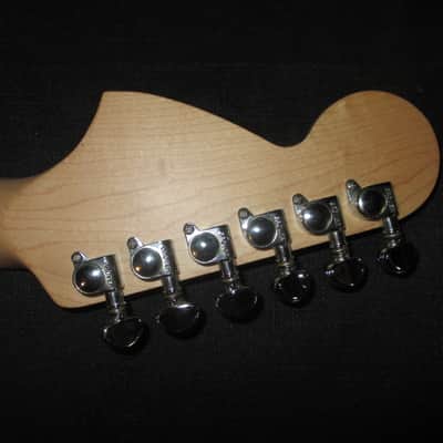 Fender MIM Deluxe Stratocaster Loaded Body With Mightymite neck image 5