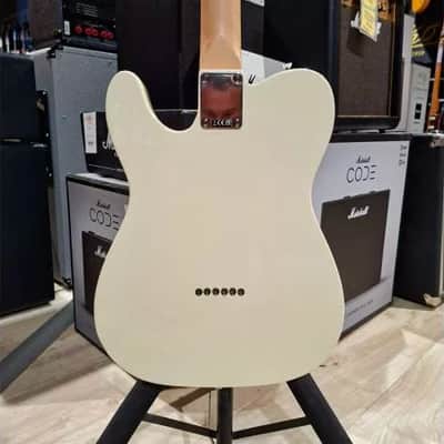FENDER - TELECASTER STANDARD image 3