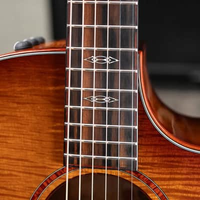 Taylor Custom #12343 Grand Auditorium Acoustic/Electric Guitar - Master Grade Koa with Hardshell Case image 10