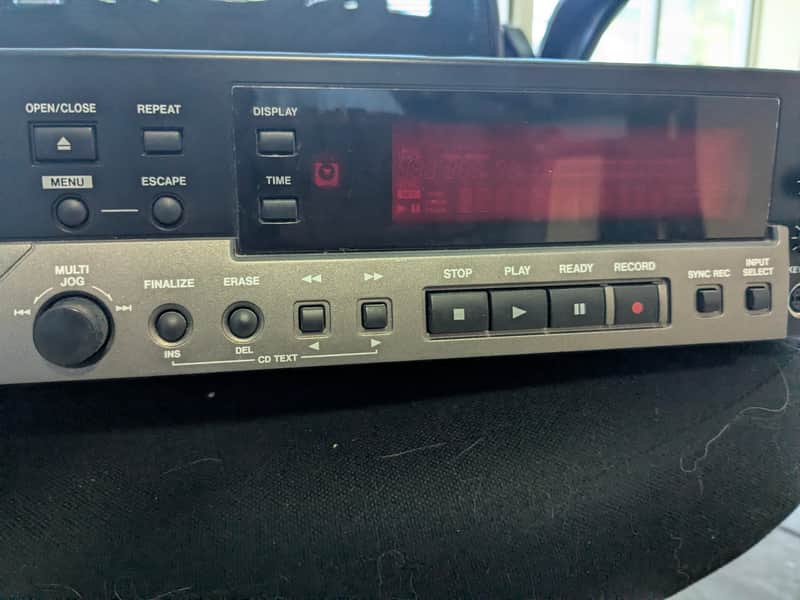 TASCAM CD-RW900 2008-present - Black image 1
