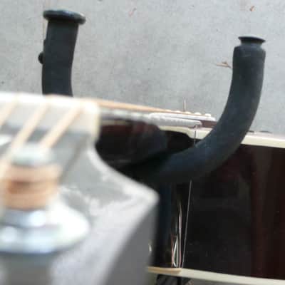 1981 Guild D40 with Florentine Cutaway image 4