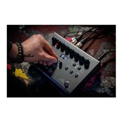 Blackstar ID X Floor One Multi Effects Pedalboard with Amp Modeling, 35+ Effects and USB-C Interface (Black) image 10