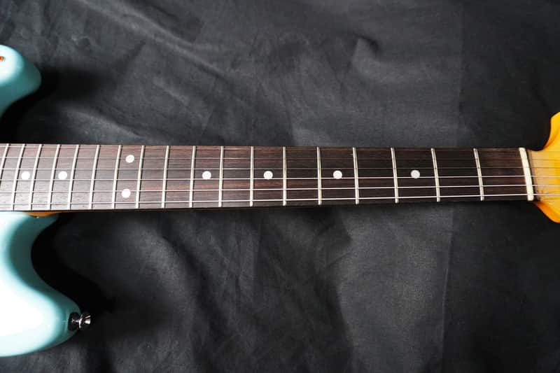 Fender Japan KC-MG/LH Sonic Blue “Sky-Stang I” – Kurt Cobain