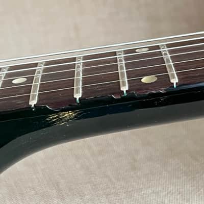 Gibson Flying V 1975 – Ebony – 100% Original – No Breaks – OHSC & Case Key image 3