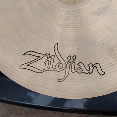 Zildjian Avedis Rock Hi hat 15" *VINTAGE* image 3