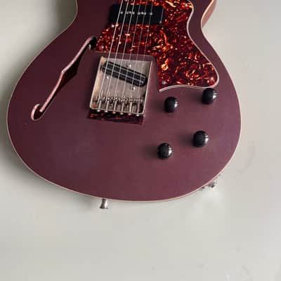 Custom Shop Semi-Hollow Electric Guitar (Nitro Finish, Boutique Pickups) - USA image 12