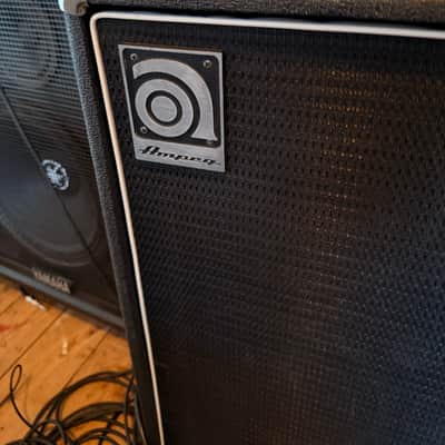 Ampeg SVT-410HLF Classic Series 500-Watt 4x10" Bass Speaker Cabinet 2007 - Present - Black image 1