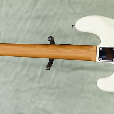 Suhr Classic P Olympic White / Rosewood image 3