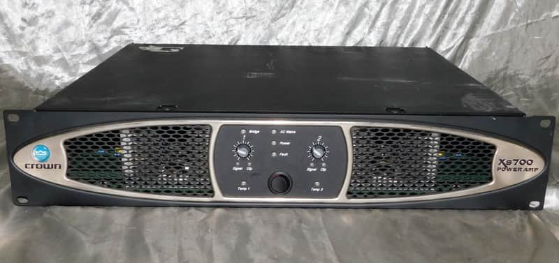 Crown Xs700 2-Channel Power Amplifier 2000s - Black with Silver Trim image 1