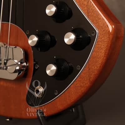 1977 Guild B 302-F FRETLESS Bass Natural Mahogany image 8