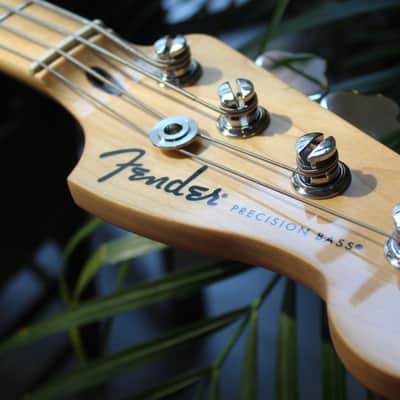 FENDER Standard Precision Bass Olympic White, 3, 90 KG image 9