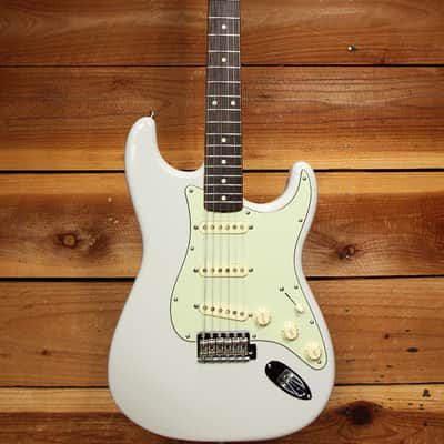 FENDER RARE LILAC! Classic Series 60s Stratocaster 2015 Ltd Ed Strat + Bag 71763 image 3