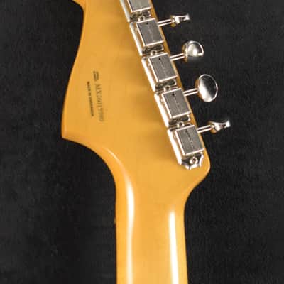 Mint Fender Vintera III Mid '60s Jazzmaster Olympic White Rosewood Fingerboard image 7