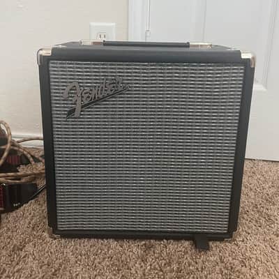 Fender Rumble 15 V3 15-Watt 1x8" Bass Combo 2015 - Present - Black image 1