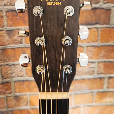 AMI-Sigma GMC-STE Grand OM Black Burst w/ Fishman Electronics image 2