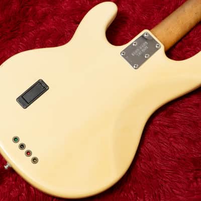 【used】Ernie Ball Music Man / StingRay 3EQ White 2000 4.275kg #E20951【Consignment】【GIB Yokohama】【price included SHIPPING & IMPORT TAX & VAT】 image 3