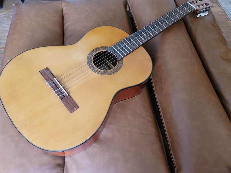Vintage Aria A551B Classical Guitar MIJ Japan w/ Hard Case – Excellent Condition - Excellent