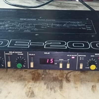 Roland SDE-2000 Digital Delay 1982 - Black