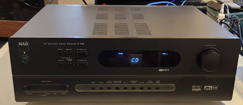 NAD Rare!!! NAD T752 Audio Video Surround Sound Receiver 2002 - Grey metal image 1