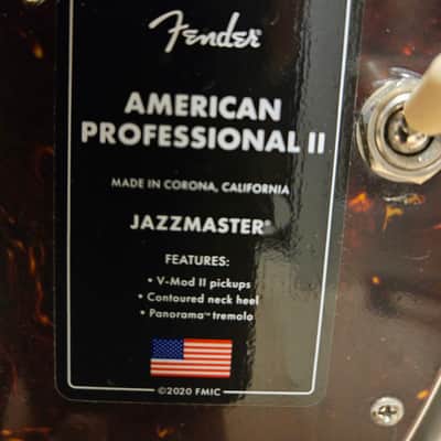 Fender American Professional II Jazzmaster with Rosewood Fretboard 2020 - Present - 3-Color Sunburst image 13