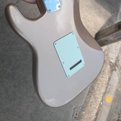 Fender American Professional Classic Stratocaster - Faded Firemist Gold image 12