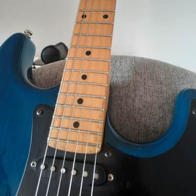 Kramer Pacer Deluxe 1986 - Blue image 17