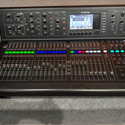 Midas M32 LIVE 40-Channel Digital Console 2014 - Present - Black image 1
