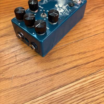 Walrus Audio Fathom Multi-Function Reverb 2018 - Present - Blue image 3