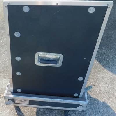 Cellini Cases 12 x 10 space road/flight ready padded road case on wheels image 10