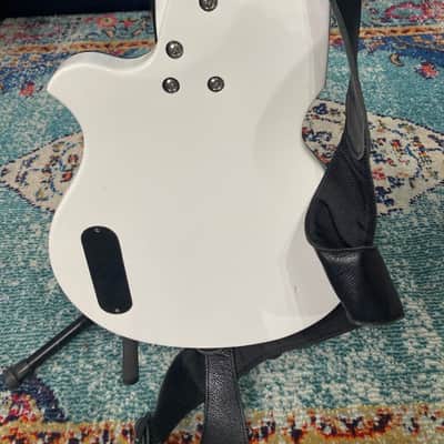 Eastwood Tom Hamilton's Aerosmith, Airline Map DLX  White "Dressing Room Bass" (#23) 2000s - White image 17