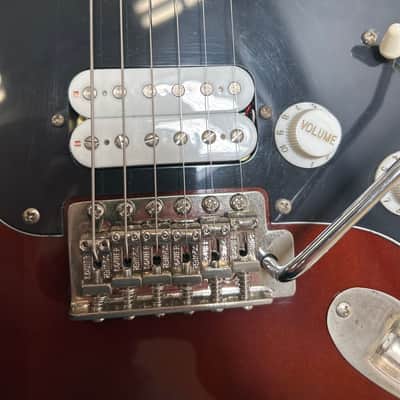 Squier Classic Vibe '70s Stratocaster HSS Electric Guitar - Walnut image 4