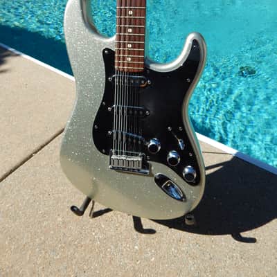 Fender Custom Shop  Stratocaster 1999 Silver Sparkle Used In Red Hot Chili Peppers Video Cant Stop image 4