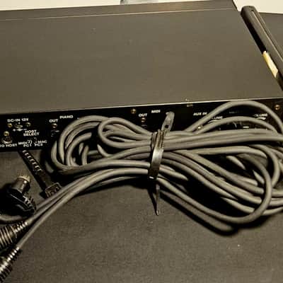 Yamaha Disklavier DSR1 Digital Sequencer Recorder With 2 Original 5 Pin DIN Cables And Remote image 5