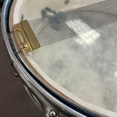 Ludwig No. 491 Pioneer 5x14" 6-Lug Snare Drum with Keystone Badge 1960 - 1968 - Green/Gold Duco Lacquer image 7