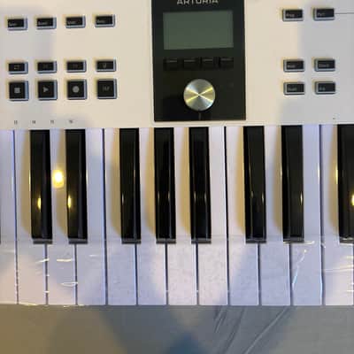 Arturia KeyLab Essential 49 MIDI Controller 2017 - Present - White image 3