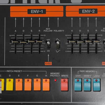 Roland Jupiter-8 Polyphonic Analog Synthesizer in Good condition image 19