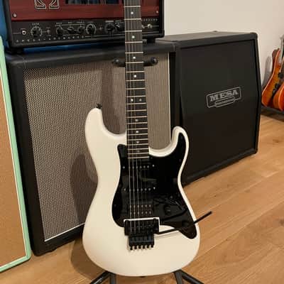 Jackson USA Select Series Adrian Smith Signature San Dimas Dinky DK with Ebony Fretboard 2023 - Snow White image 2