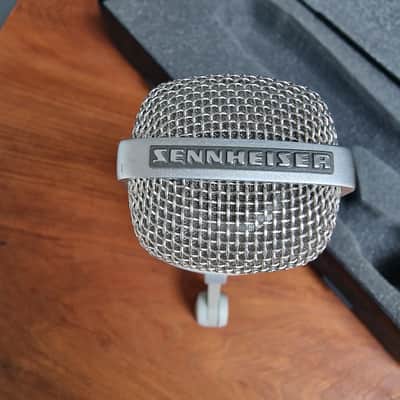 Sennheiser MD 421-U Vintage Dynamic Mic w/ Pristine High-Output Factory-Refurbished Capsule - No Gain Boost Needed! image 1