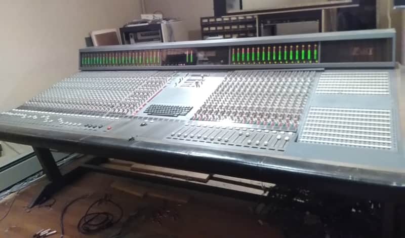 Amek Mozart 40 Channel Recording Console, 24 buss image 1