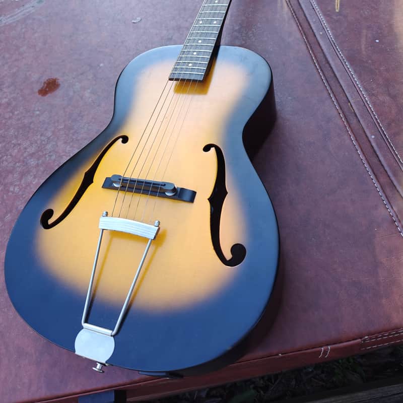 2016 – 2019 Epiphone Masterbilt Century Olympic Violin Burst