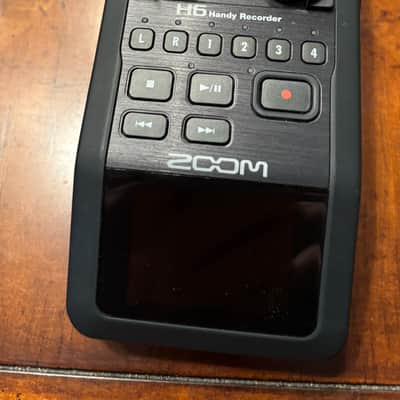 Zoom H6 Two-Mics Handy Audio Recorder 2013 - 2019 - Black / Silver