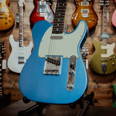 Fender Limited Edition Vintera II Road Worn '60s Telecaster, Rosewood Fingerboard, Lake Placid Blue, w/Deluxe Gigbag image 10