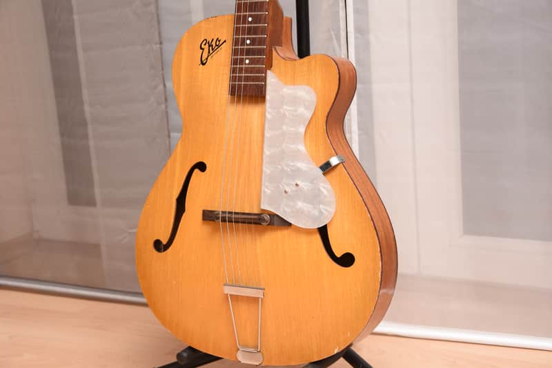 Eko Model 100 – Vintage Archtop Guitar made in Italy Gitarre image 1