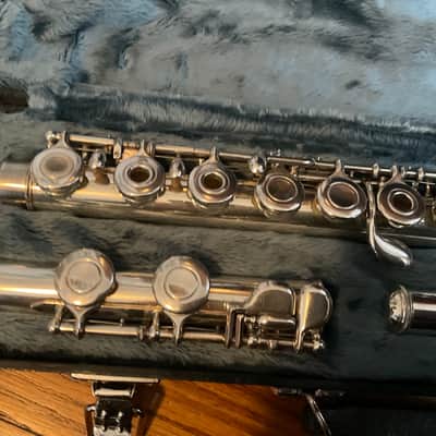 Yamaha  285SII Open Hole Flute All New Pads, Clean image 8