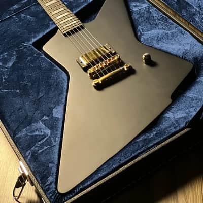 Schecter Cesar Soto E-1 Signature Electric Guitar in Satin Black image 2