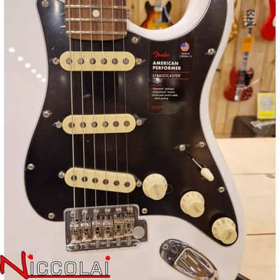 Fender American Performer Stratocaster Arctic White image 2